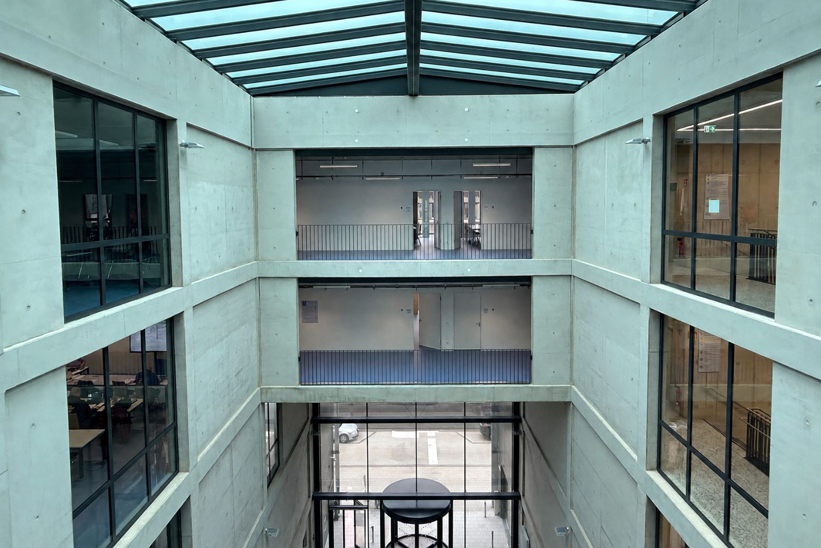 Neubau content
